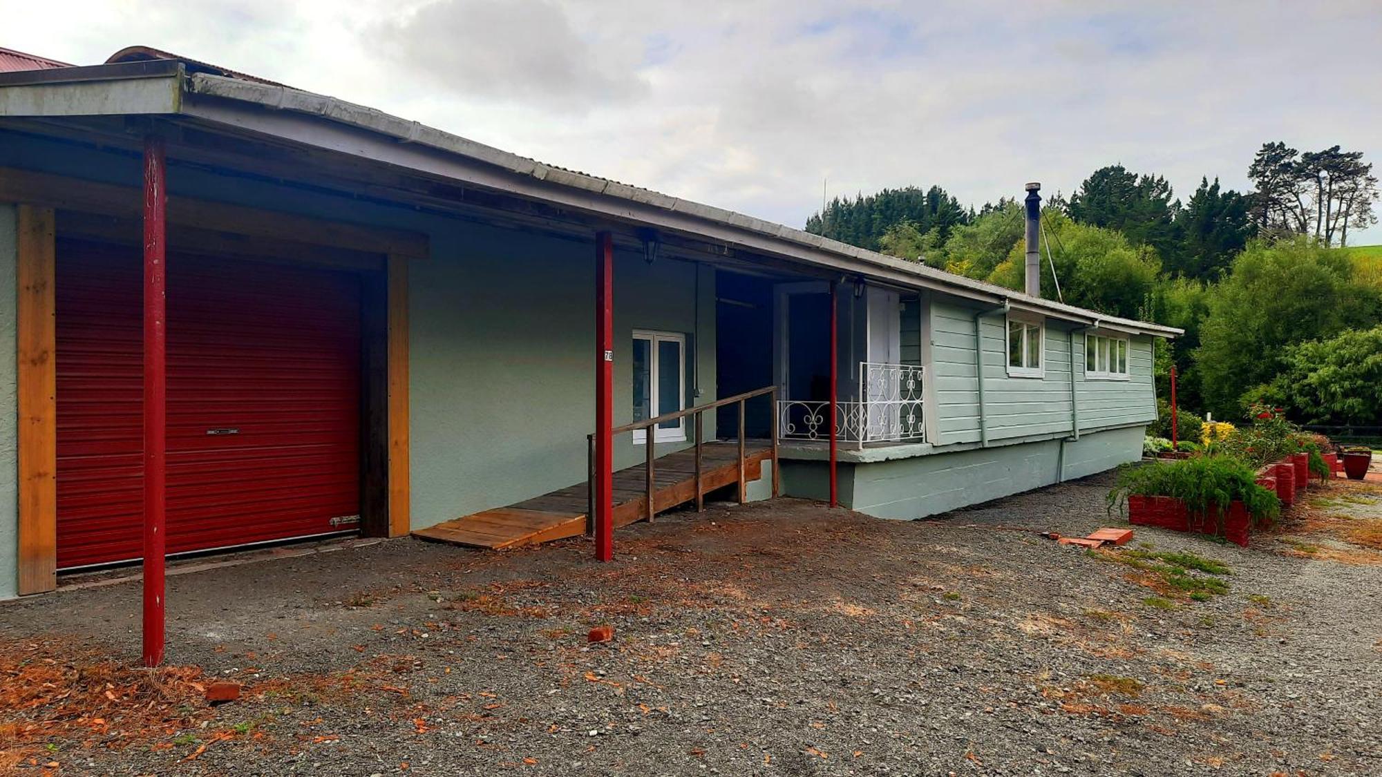The Old Dairy Factory Bed and Breakfast Norsewood Exteriör bild