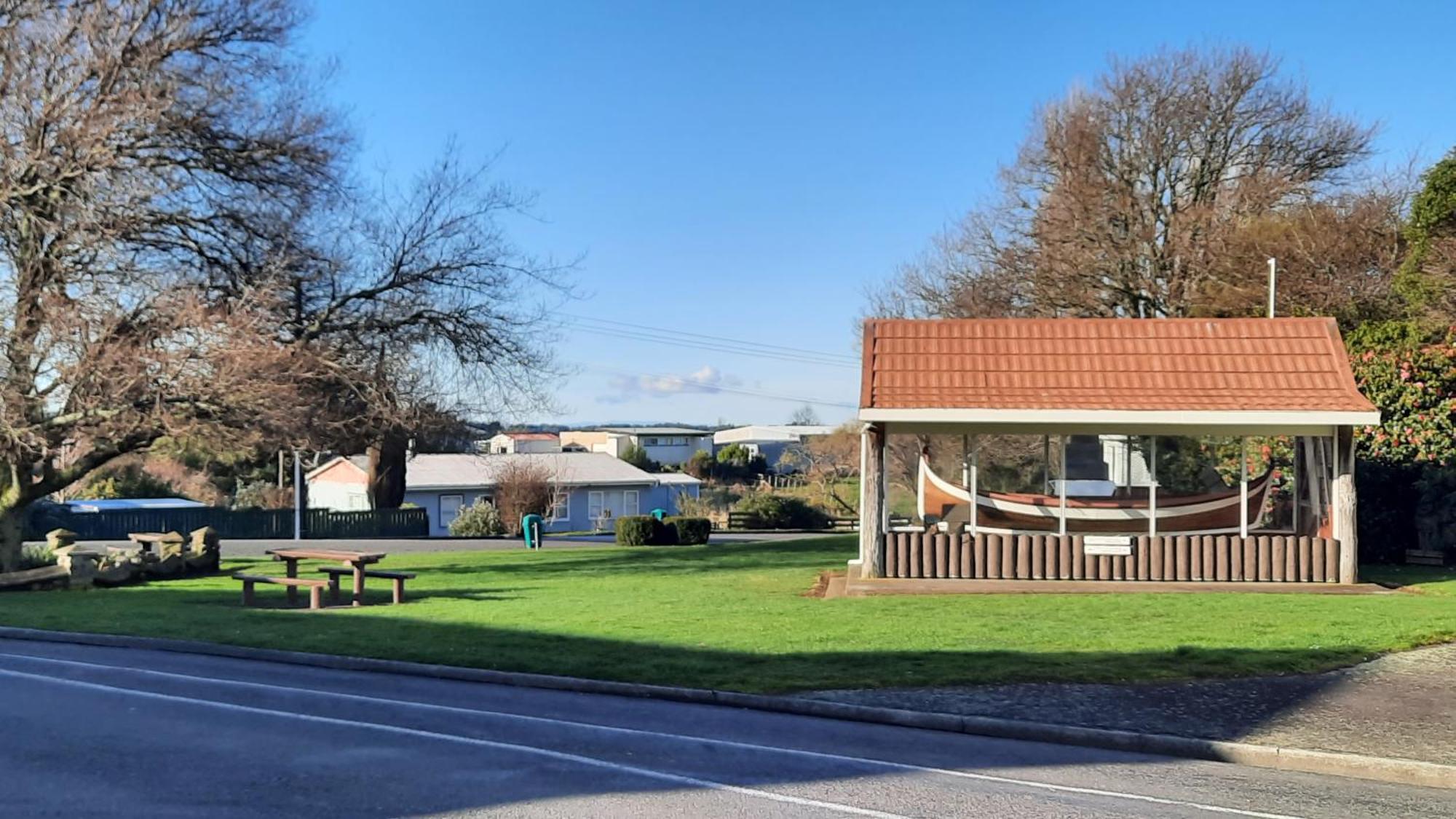 The Old Dairy Factory Bed and Breakfast Norsewood Exteriör bild