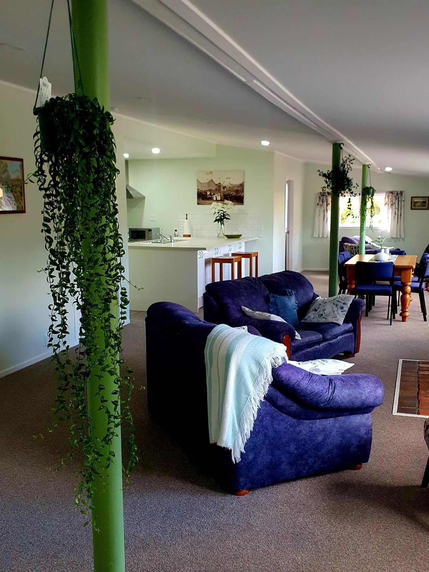 The Old Dairy Factory Bed and Breakfast Norsewood Exteriör bild